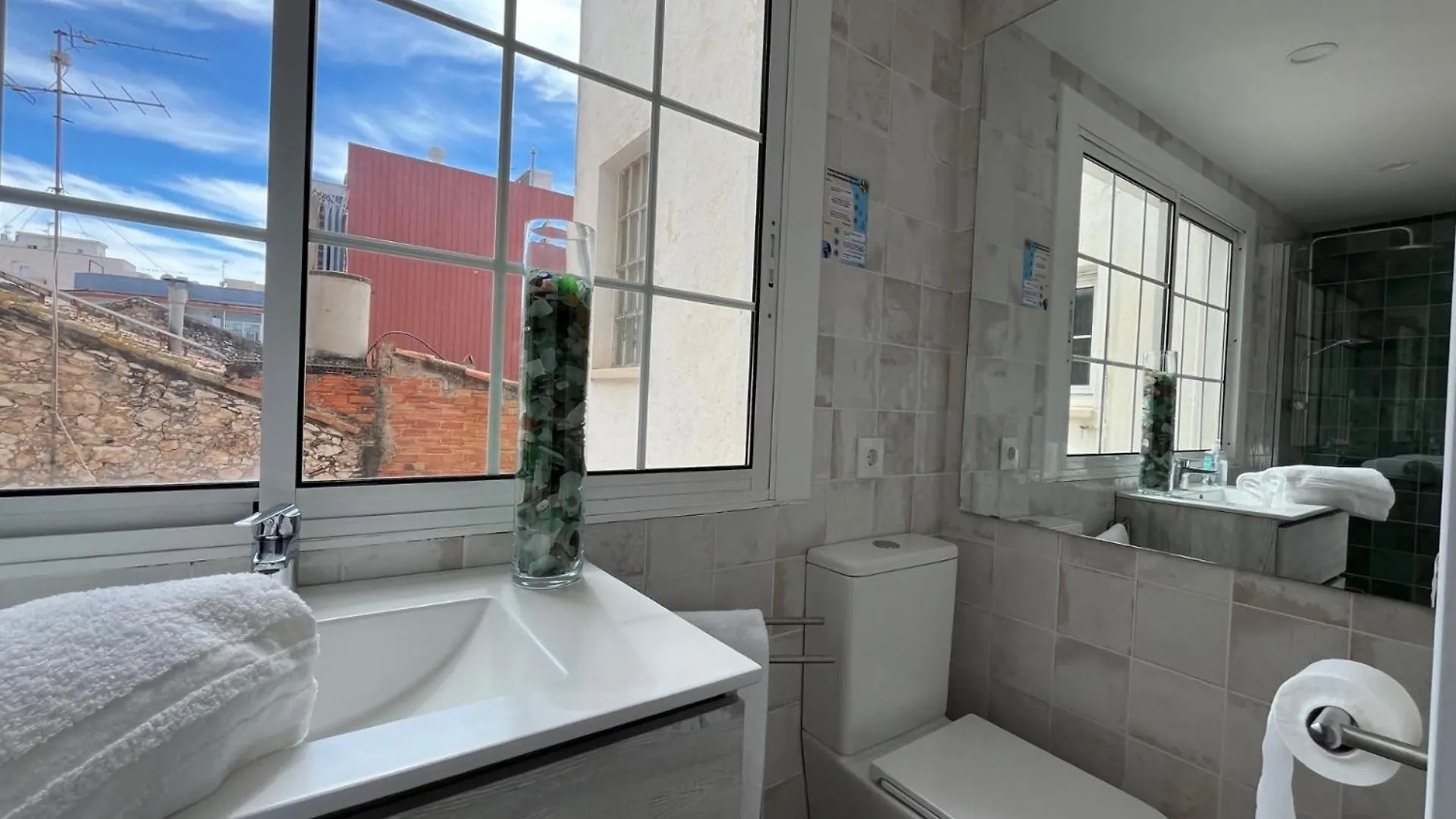 Budhas Apartment Relax & Confort Centro קאלאפיי 0*,  ספרד