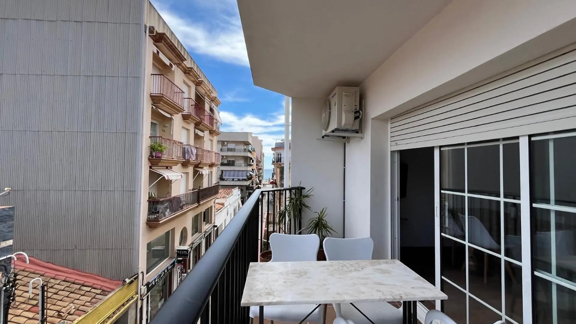Budhas Apartment Relax & Confort Centro קאלאפיי